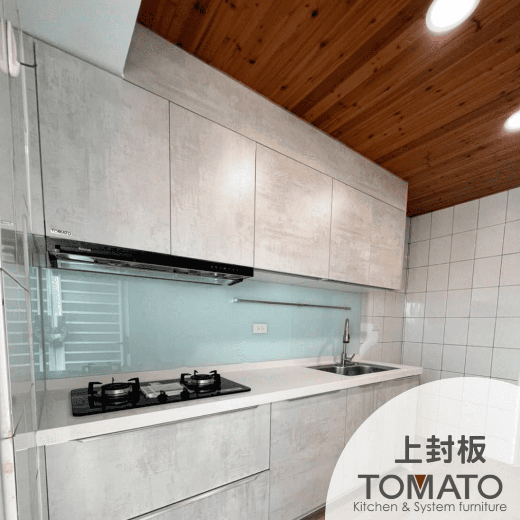 系統廚具上櫃設計示意圖由蕃茄廚具 系統傢俱提供