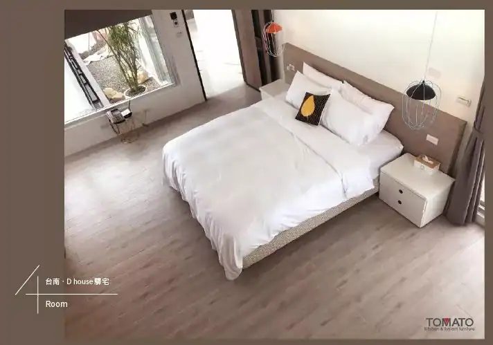 D House 驛宅客房，系統床架與床頭板